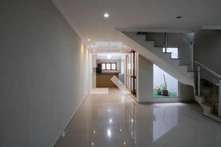 Sala de casa à venda com 3 quartos, 216m² em Parque Boturussu, São Paulo