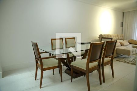 Sala de casa à venda com 3 quartos, 212m² em Jardim Palermo, São Bernardo do Campo