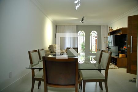 Sala de casa à venda com 3 quartos, 212m² em Jardim Palermo, São Bernardo do Campo