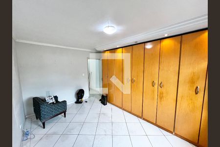 Quarto 1 de casa para alugar com 4 quartos, 200m² em Vila Nova Cachoeirinha, São Paulo