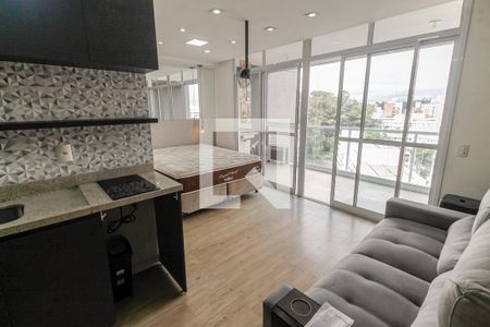 Sala de kitnet/studio para alugar com 1 quarto, 35m² em Real Parque, São Paulo