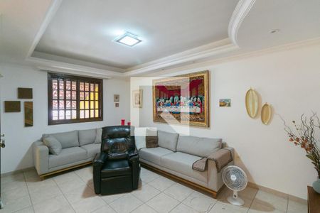 Casa à venda com 3 quartos, 320m² em Planalto, Belo Horizonte