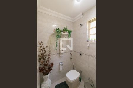 Casa à venda com 3 quartos, 320m² em Planalto, Belo Horizonte