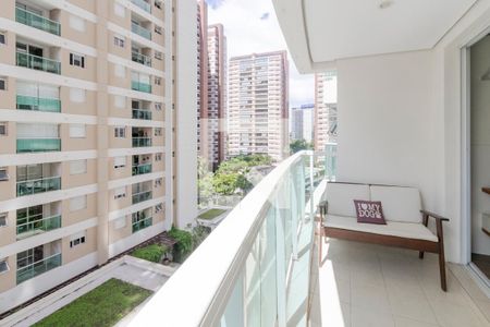 Varanda de apartamento para alugar com 2 quartos, 60m² em Santo Amaro, São Paulo