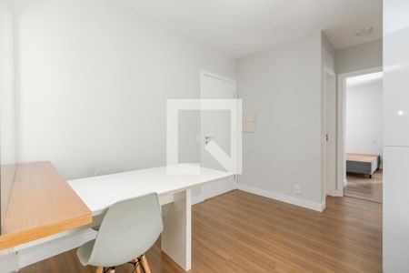 Sala de apartamento para alugar com 2 quartos, 60m² em Santo Amaro, São Paulo