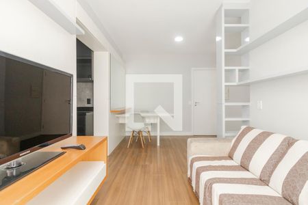 Sala de apartamento para alugar com 2 quartos, 60m² em Santo Amaro, São Paulo