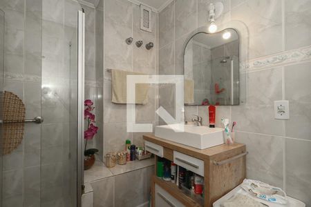Banheiro da Suíte de apartamento à venda com 3 quartos, 97m² em Independência, Porto Alegre