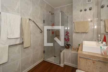 Banheiro da Suíte de apartamento à venda com 3 quartos, 97m² em Independência, Porto Alegre