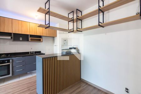 Sala  de apartamento à venda com 2 quartos, 50m² em Centro, Osasco