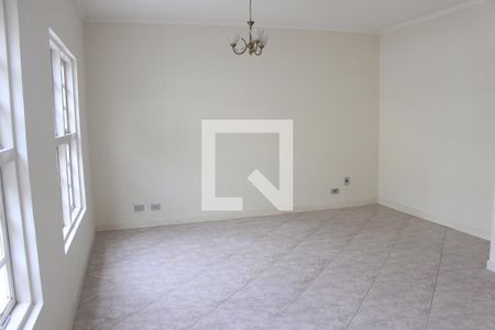 Sala de casa para alugar com 4 quartos, 200m² em Vila Galvão, Guarulhos