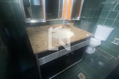 Banheiro de casa para alugar com 2 quartos, 120m² em Engenho do Porto, Duque de Caxias