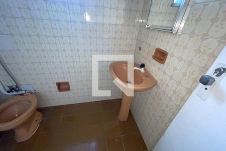 Banheiro de casa para alugar com 1 quarto, 55m² em Engenho do Porto, Duque de Caxias