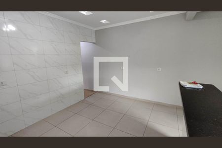 Cozinha de casa para alugar com 1 quarto, 66m² em Conjunto Habitacional Aguia de Haia, São Paulo
