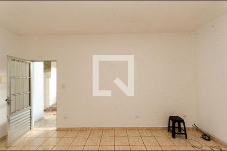Sala de casa para alugar com 2 quartos, 150m² em Vila Fanton, São Paulo