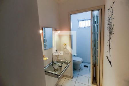 Lavabo de casa para alugar com 3 quartos, 200m² em Vila Sonia, São Paulo