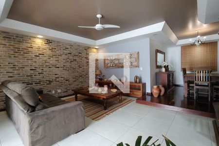 Sala de casa de condomínio à venda com 3 quartos, 306m² em Freguesia (jacarepaguá), Rio de Janeiro