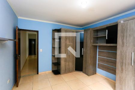 quarto 1 de casa para alugar com 3 quartos, 138m² em Jardim Frei Galvao, Taboão da Serra