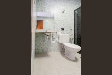 Banheiro social 1 de casa para alugar com 5 quartos, 360m² em Padre Eustáquio, Belo Horizonte