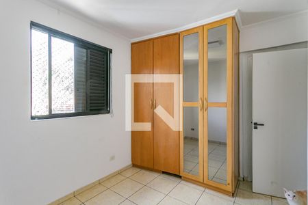Suíte de apartamento para alugar com 2 quartos, 65m² em Parque Fongaro, São Paulo