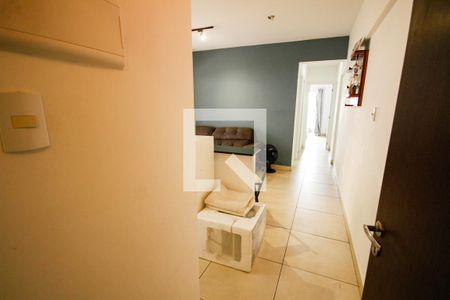 Sala de apartamento para alugar com 2 quartos, 65m² em Guilhermina, Praia Grande