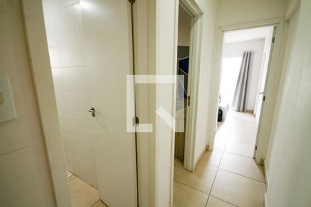 Sala de apartamento para alugar com 2 quartos, 65m² em Guilhermina, Praia Grande