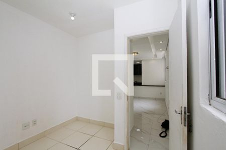 Quarto 1 de apartamento para alugar com 2 quartos, 49m² em Palmeiras, Belo Horizonte