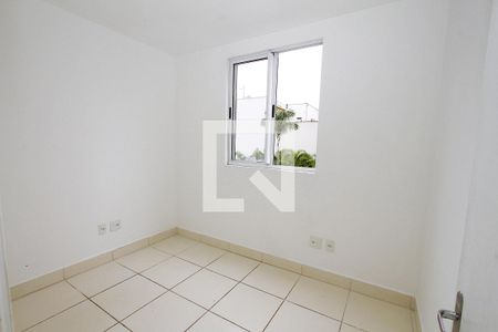 Quarto 2 de apartamento para alugar com 2 quartos, 49m² em Palmeiras, Belo Horizonte