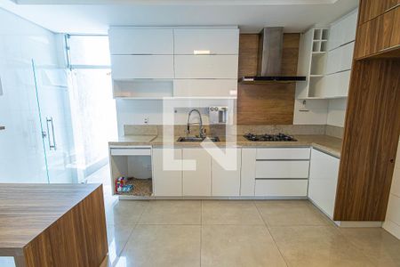 cozinha de casa à venda com 4 quartos, 360m² em Serrano, Belo Horizonte