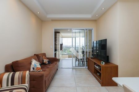 Sala de apartamento para alugar com 3 quartos, 84m² em Vila Suzana, São Paulo