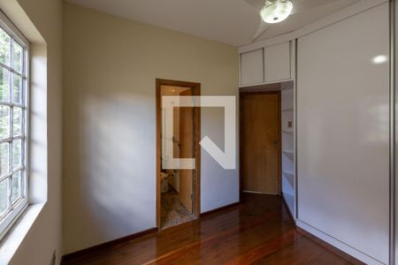 Suíte 1 de casa à venda com 4 quartos, 200m² em Vila Maria do Carmo, Nova Lima