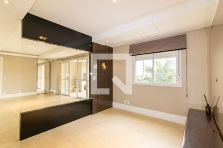 Apartamento para alugar com 3 quartos, 163m² em Cambuí, Campinas