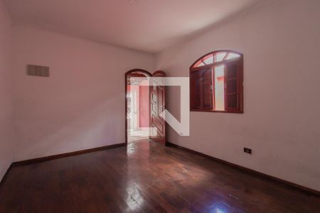 Casa para alugar com 2 quartos, 210m² em Vila Assis Brasil, Mauá