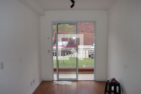 Apartamento para alugar com 2 quartos, 52m² em Jardim Dom José, Embu das Artes