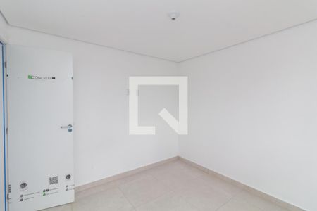 Quarto 2 de apartamento para alugar com 2 quartos, 43m² em Itaquera, São Paulo