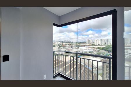 Varanda e área de serviço de apartamento para alugar com 1 quarto, 41m² em Água Branca, São Paulo