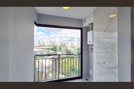 Varanda e área de serviço de apartamento para alugar com 1 quarto, 41m² em Água Branca, São Paulo