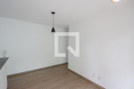 Sala de apartamento para alugar com 2 quartos, 50m² em Furnas, São Paulo