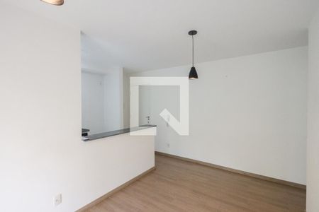 Sala de apartamento para alugar com 2 quartos, 50m² em Furnas, São Paulo