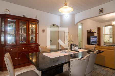 Sala de casa à venda com 3 quartos, 232m² em Morro dos Ingleses, São Paulo