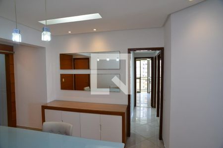 Sala de apartamento para alugar com 3 quartos, 130m² em Barra da Tijuca, Rio de Janeiro