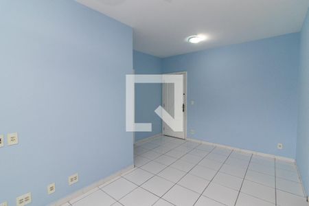 Sala de apartamento para alugar com 3 quartos, 79m² em Rocha Miranda, Rio de Janeiro