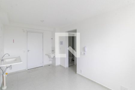 Sala/Cozinha/Área de Serviço  de apartamento para alugar com 2 quartos, 34m² em Guaianases, São Paulo