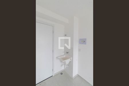 Sala/Cozinha/Área de Serviço  de apartamento para alugar com 2 quartos, 34m² em Guaianases, São Paulo