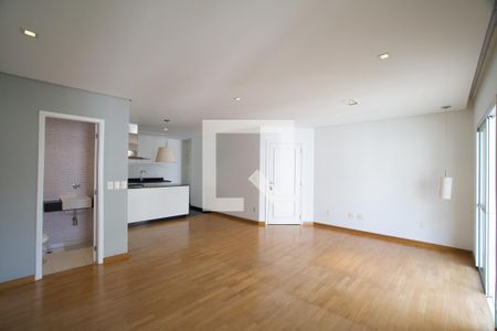 Sala de apartamento à venda com 2 quartos, 90m² em Pinheiros, São Paulo