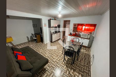 Sala de casa à venda com 9 quartos, 300m² em Pestana, Osasco