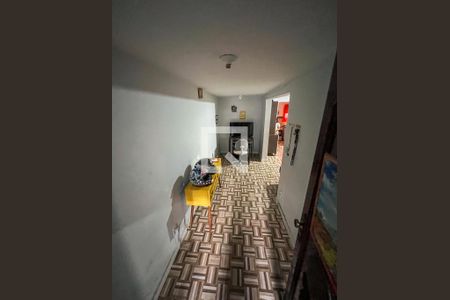 Sala de casa à venda com 9 quartos, 300m² em Pestana, Osasco