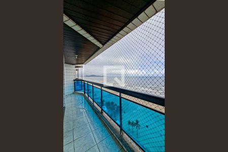 Sacada 1 de apartamento para alugar com 5 quartos, 280m² em Guilhermina, Praia Grande