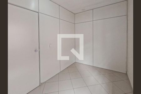 Casa à venda com 3 quartos, 240m² em Chácara Inglesa, São Paulo
