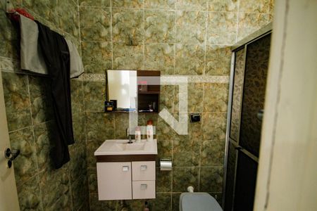 Banheiro da Suíte 1 de casa para alugar com 3 quartos, 290m² em Nova Mirim, Praia Grande