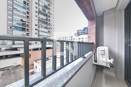 Varanda de kitnet/studio para alugar com 1 quarto, 25m² em Vila Cordeiro, São Paulo